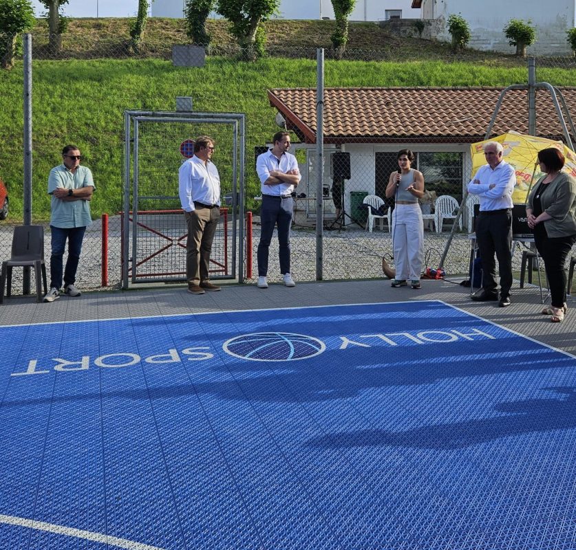 inauguration du terrain au club Denek Bat 3